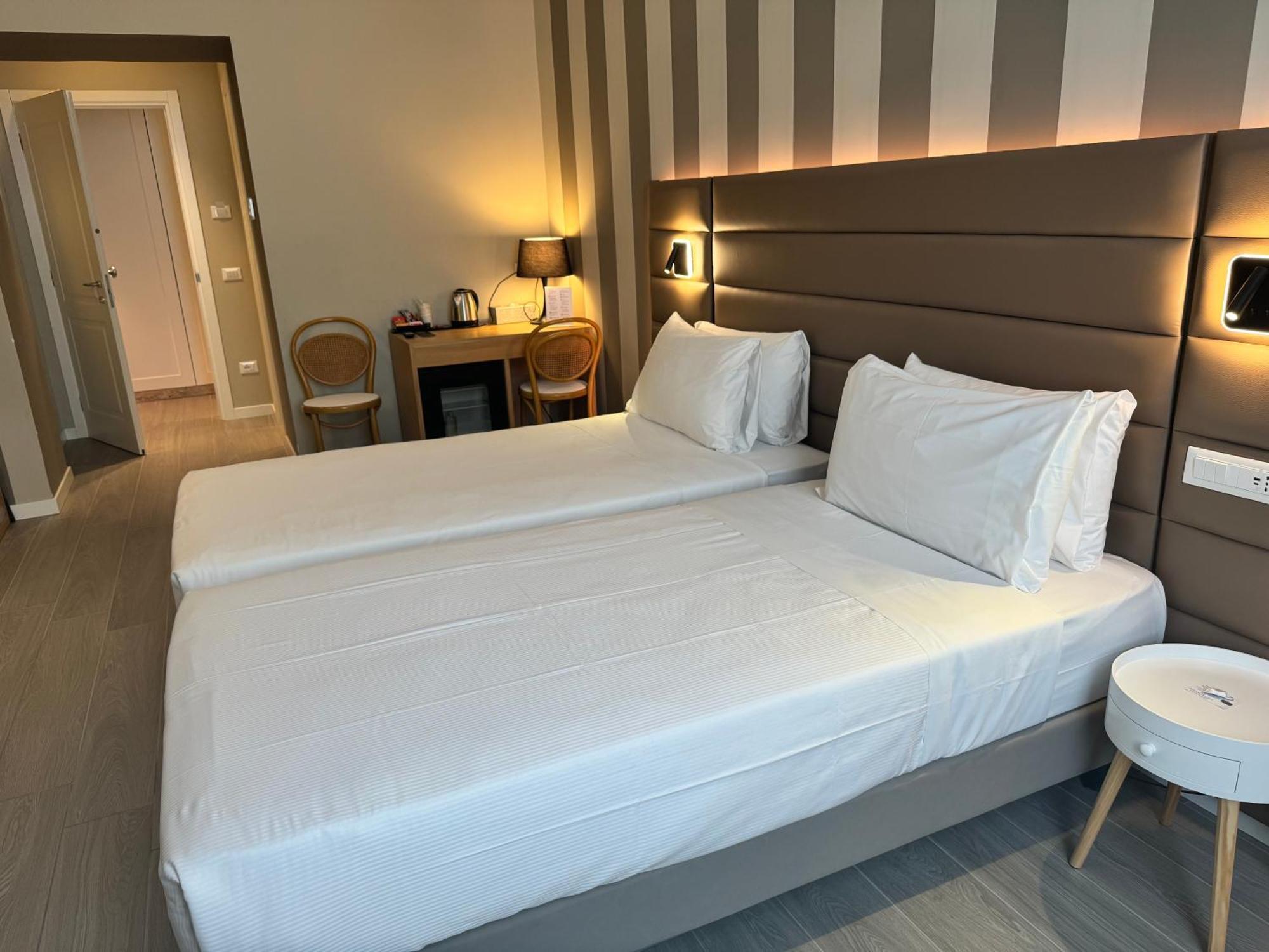Residenza 62 Hotel Rome Exterior photo